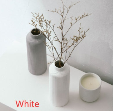 Elegant Ceramic Vase Decor – Modern Minimalist Accent for Stylish Home Interiors