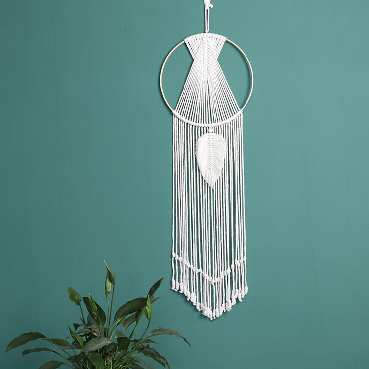Boho Leaf Macrame – Simple, Serene Wall Accent