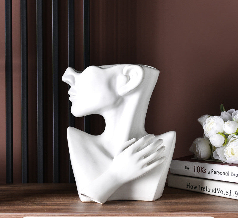 Turn Flowers into Art with Our Nordic Portrait Vase