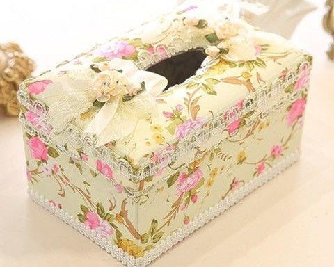 Stylish Jewelry Box with a Clever Twist
