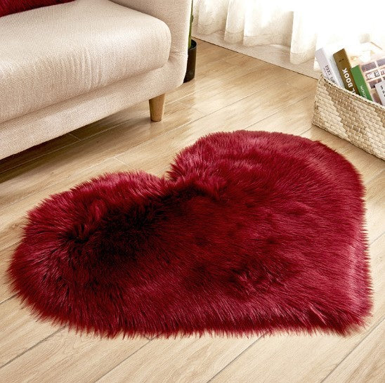 Plush Heart Rug – Cozy Floors, Warmer Vibes