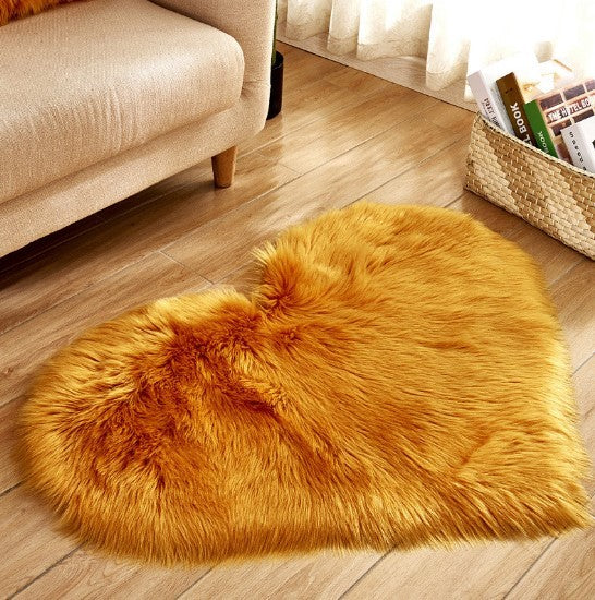 Plush Heart Rug – Cozy Floors, Warmer Vibes