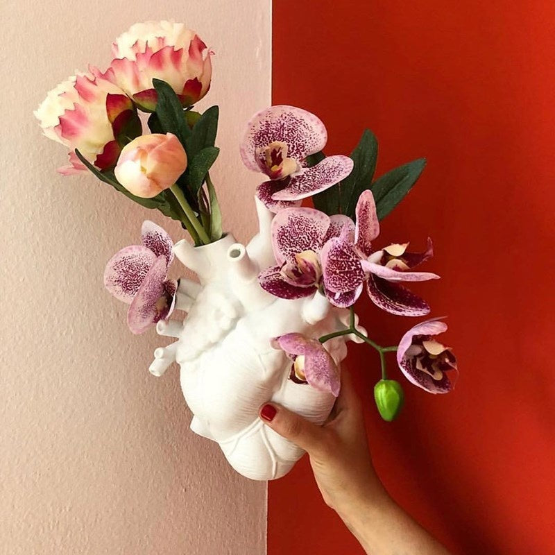 Minimalist Nordic Vase – Simple, Stylish, Serene