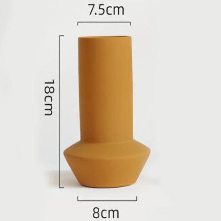 Nordic Modern Vase – Minimalist Decor for Living Room, Office & Bedroom