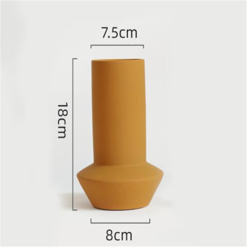Nordic Modern Vase – Minimalist Decor for Living Room, Office & Bedroom