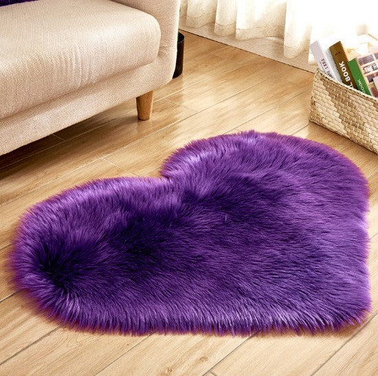 Plush Heart Rug – Cozy Floors, Warmer Vibes