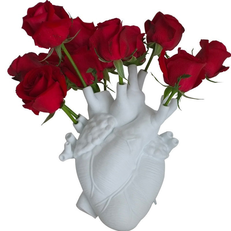 Minimalist Nordic Vase – Simple, Stylish, Serene