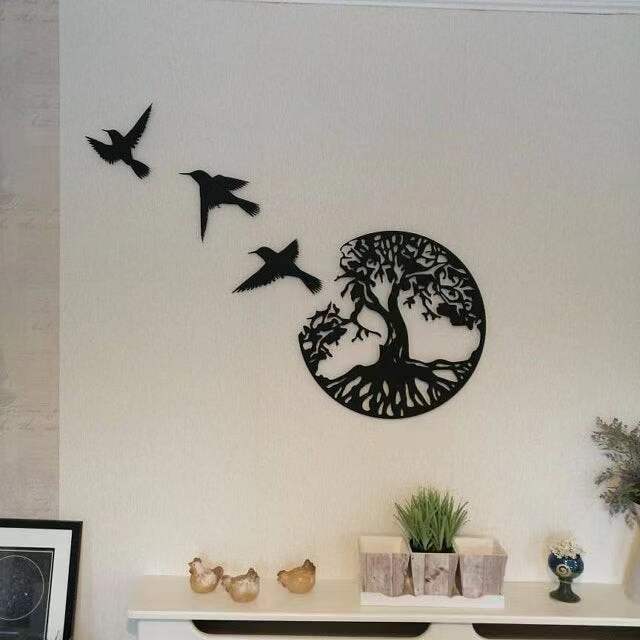 Iron Wall Design That Adds Warmth and Depth
