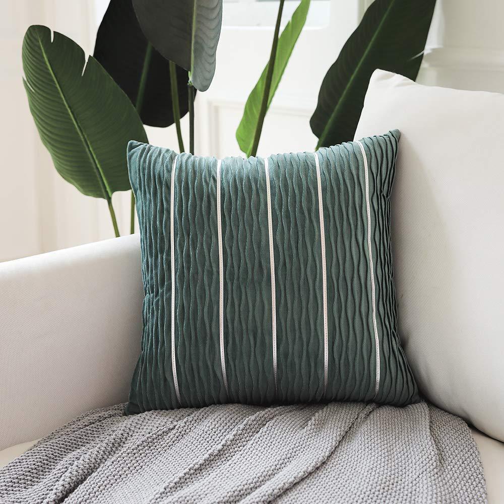 Elegant Velvet Cushion Cover for Everyday Comfort