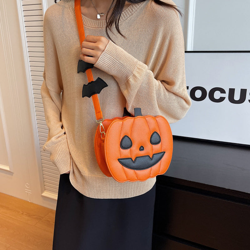 Playful Pumpkin Shoulder Bag to Brighten Halloween Nights