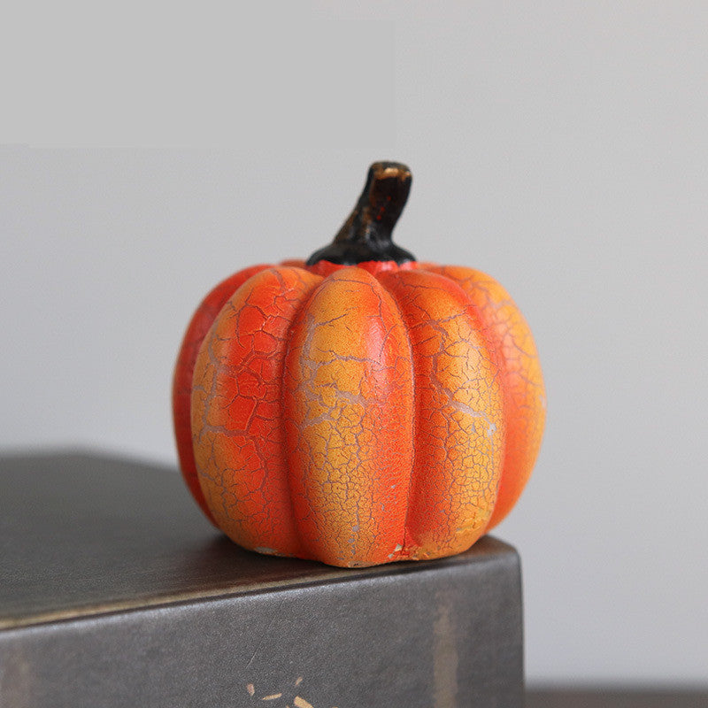 Glowing Pumpkin Lantern to Delight Halloween Guests