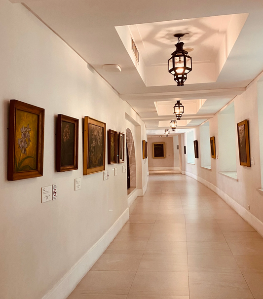 How to Style a Gallery Wall in a Narrow Hallway