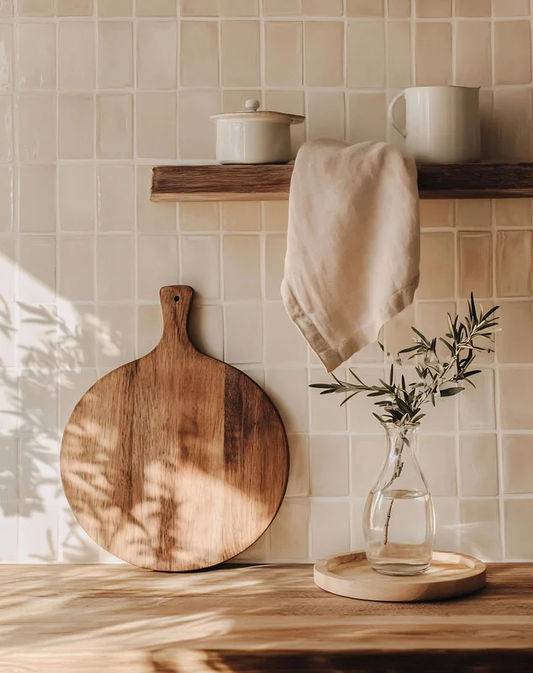 Small Kitchen Wall Décor Ideas That Save Space
