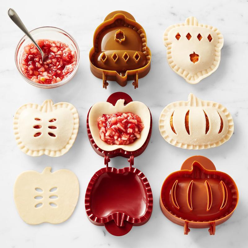 Christmas Hand Pie Molds – Cute Fall Baking Tools