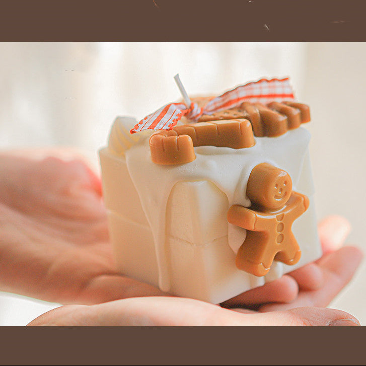 Gingerbread Man Candle – Sweet Holiday Scent, Christmas Home Decor
