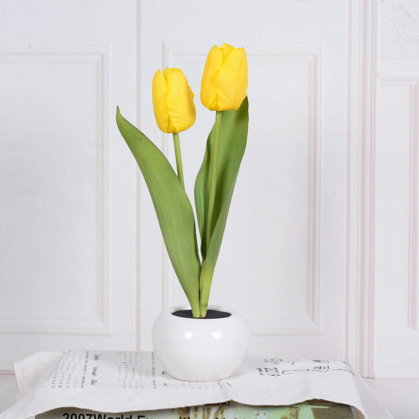 Decorative LED Tulip Night Light – Artificial Flower Table Lamp for Home & Gift Ideas