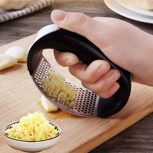 Professional Garlic Press – Stainless Steel Garlic Crusher Kitchen Tool