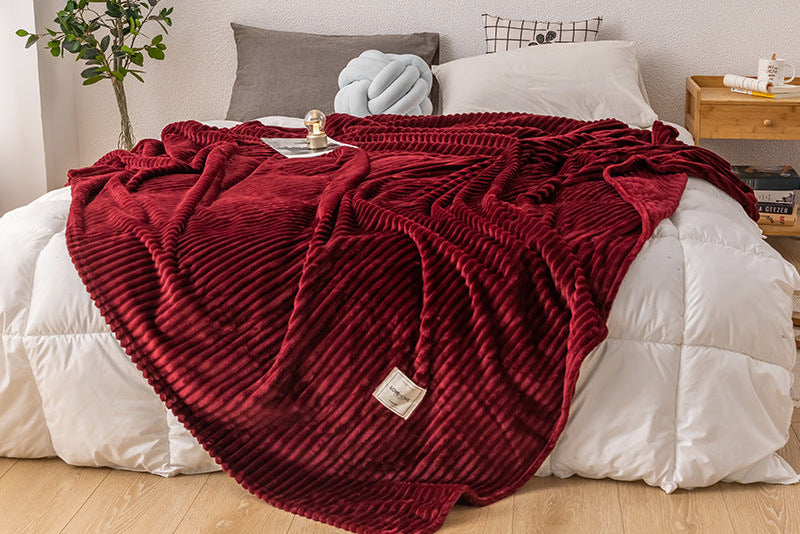 Cozy Milk Fleece Blanket – Breathable Soft Throw for Sofa, Office & Travel