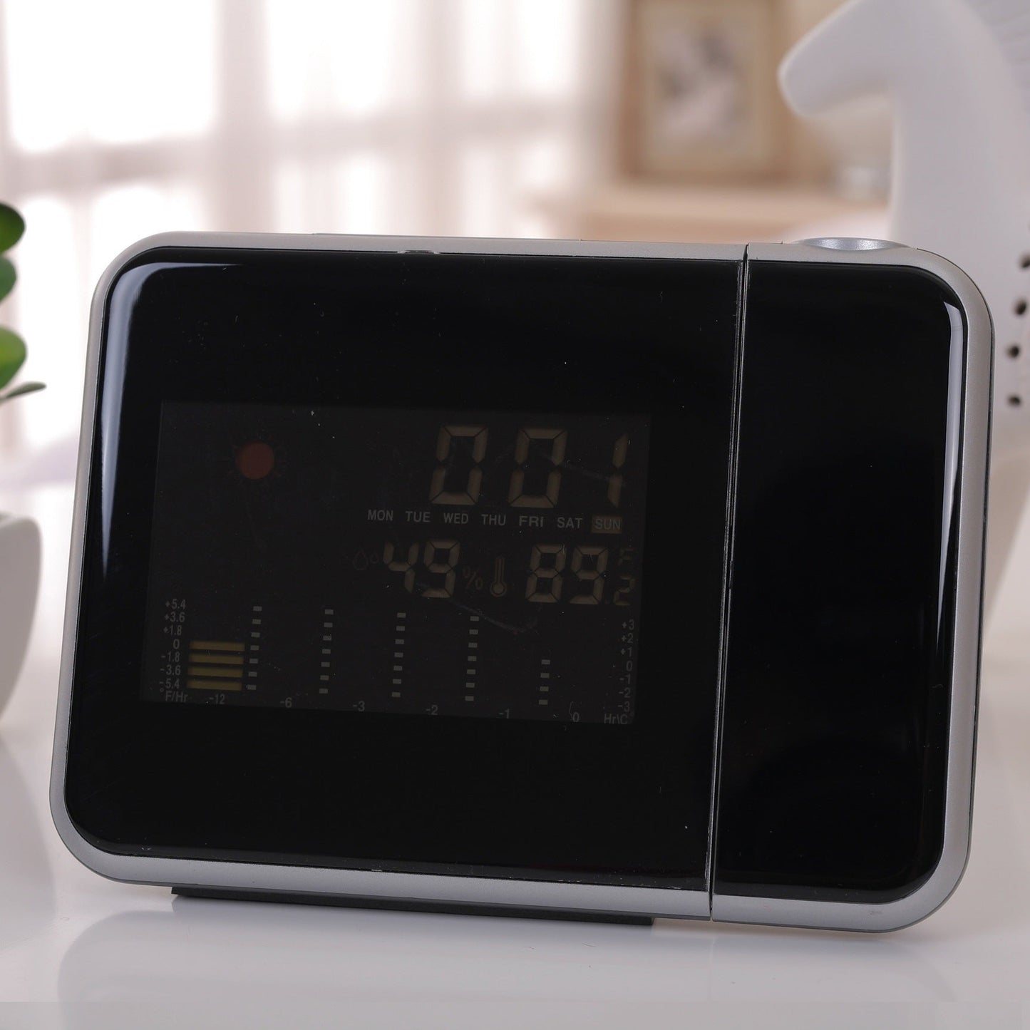 Modern LED Digital Clock Home Electronic Display – Minimalist Desk & Nightstand Time Decor