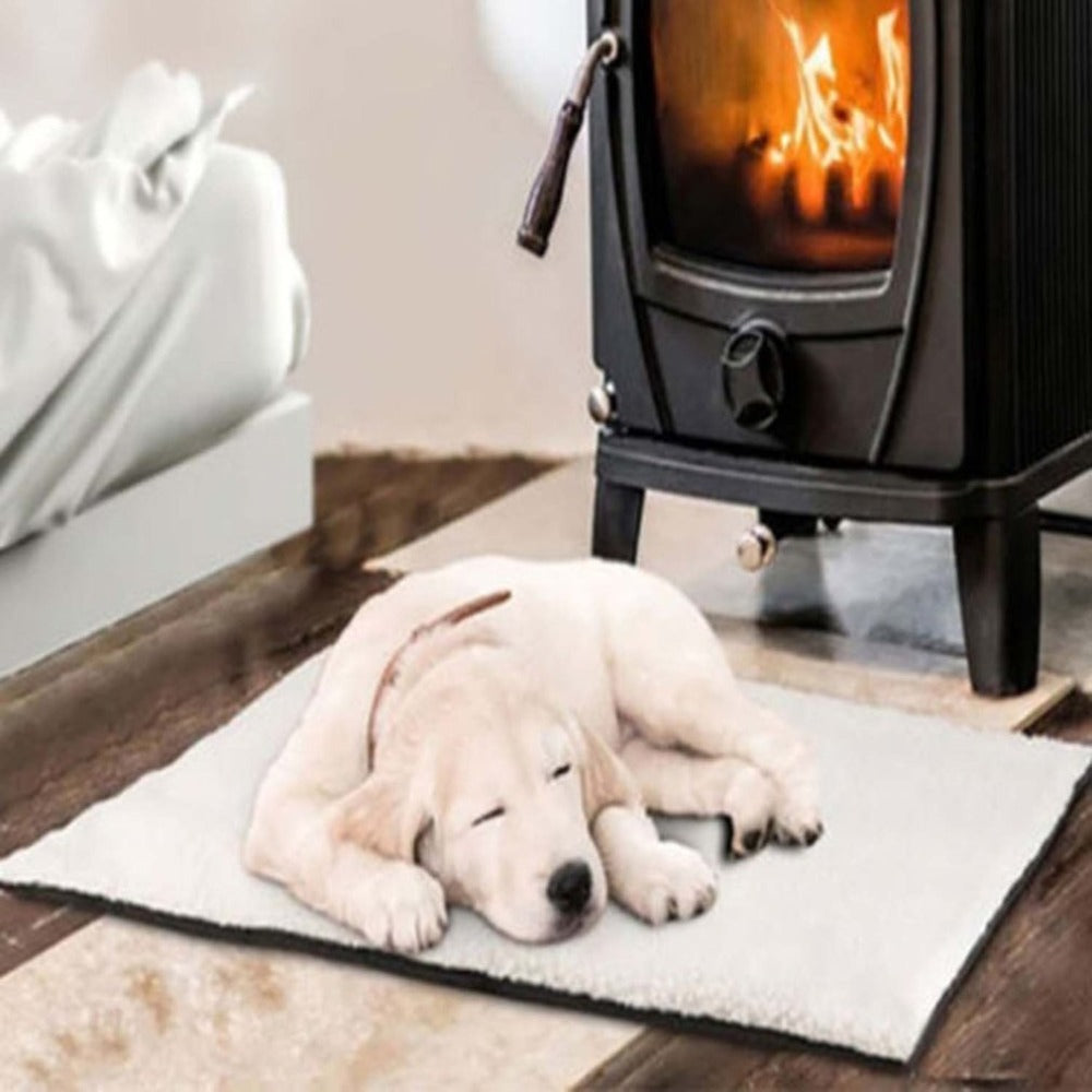Soft Thermal Pet Bed Blanket – Self-Heating Dog & Cat Mat