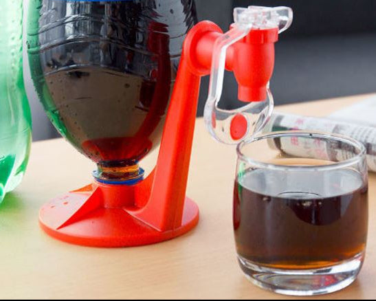 Portable Drink Dispenser Bottle – Easy Pour Soda & Water for Home Bar Setup