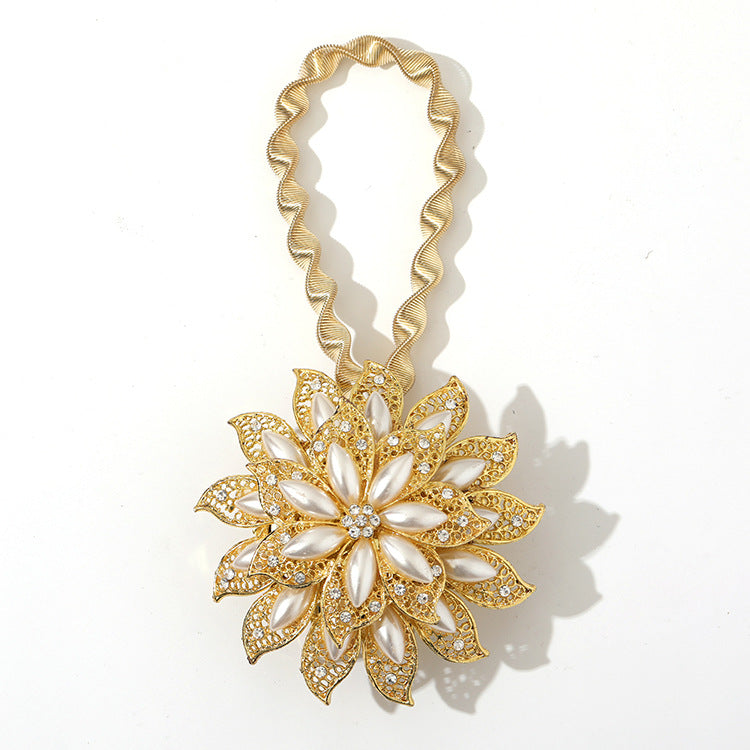 Magnetic Curtain Buckle Tiebacks - damage-free installation with sparkling rhinestones