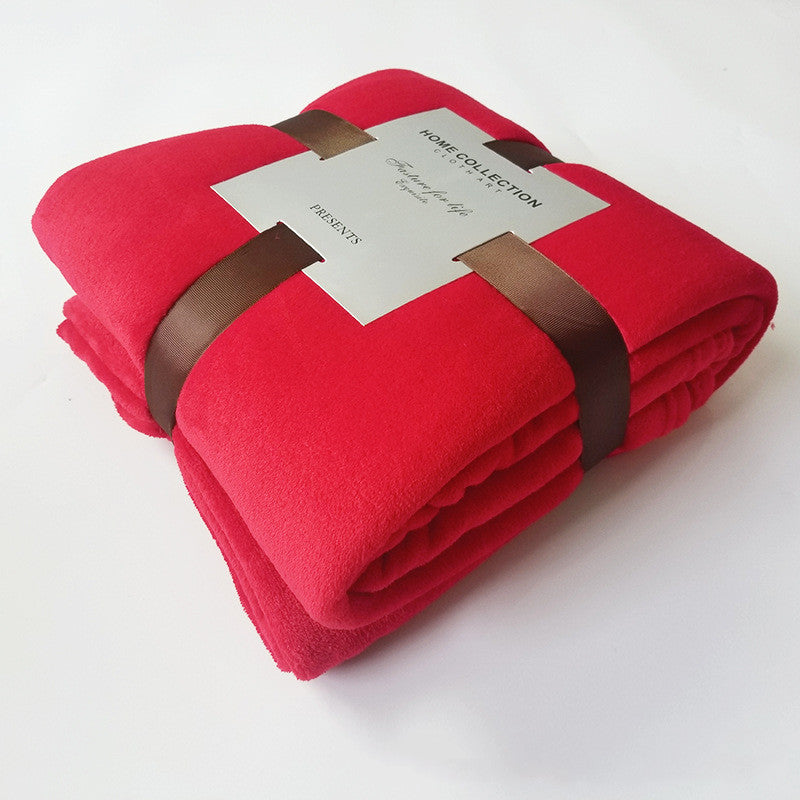 Minimalist Fleece Blanket – Soft Travel Throw for Sofa, Bed & Everyday Comfort