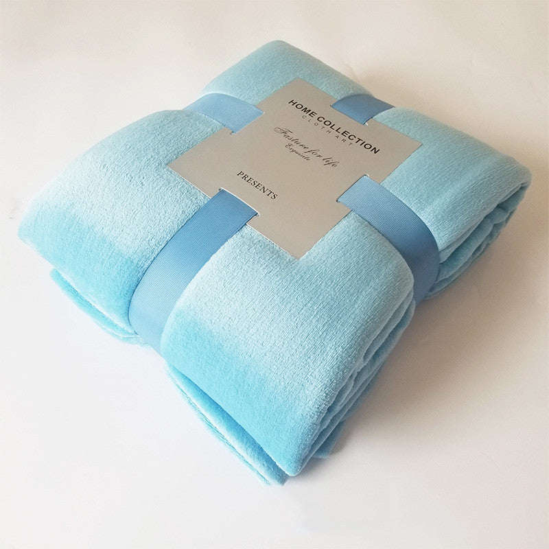 Minimalist Fleece Blanket – Soft Travel Throw for Sofa, Bed & Everyday Comfort