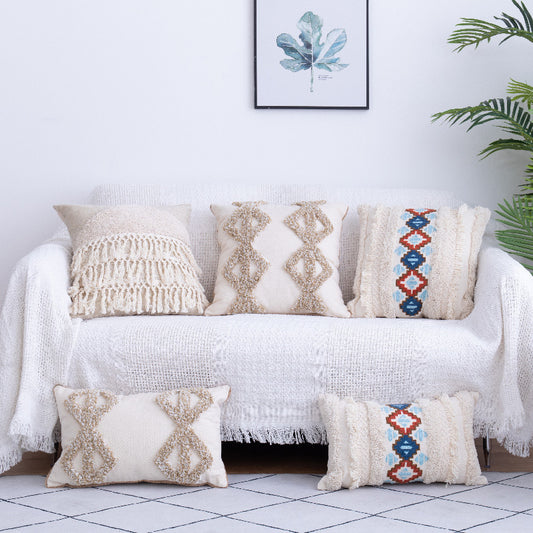 Moroccan-Inspired Throw Pillow – Fringe That Feels Like Home