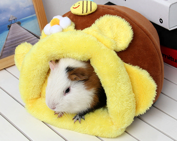 Warm Winter Hamster Sleeping Nest – Soft Cotton Cozy Bed for Small Pets