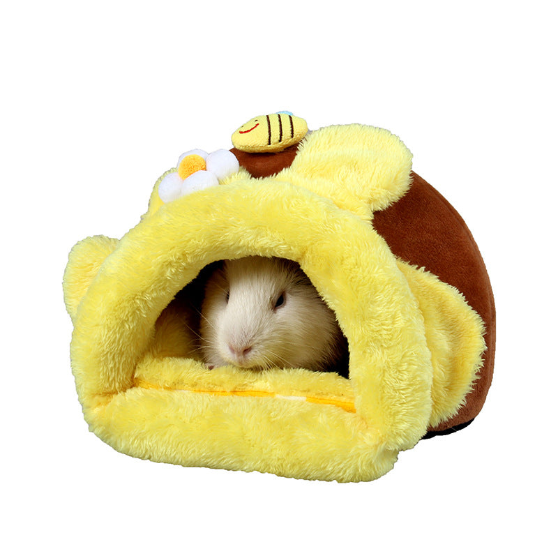 Warm Winter Hamster Sleeping Nest – Soft Cotton Cozy Bed for Small Pets