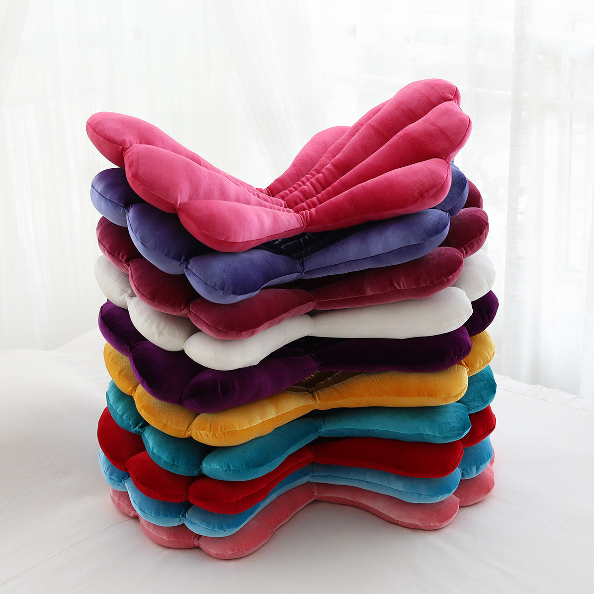 Soft Velvet Shell Cushion – Aesthetic Chair Pillow for Bedroom, Living Room & Cozy Comfort