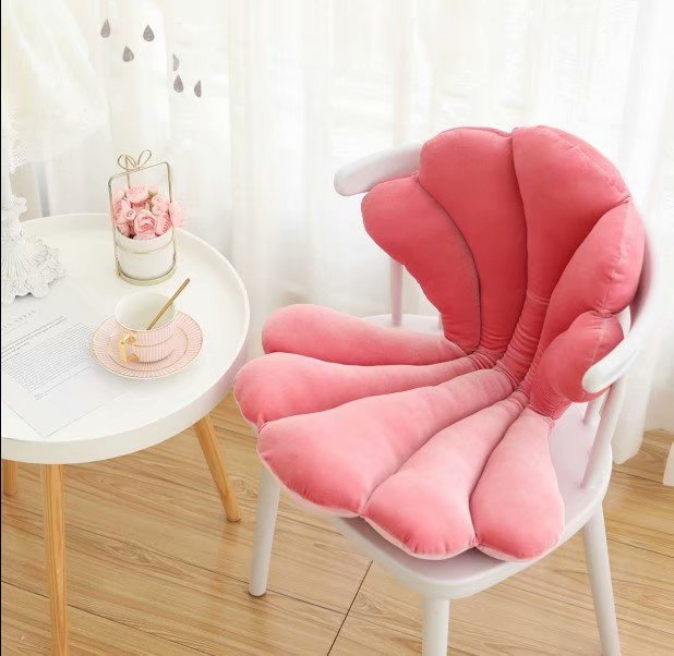 Soft Velvet Shell Cushion – Aesthetic Chair Pillow for Bedroom, Living Room & Cozy Comfort