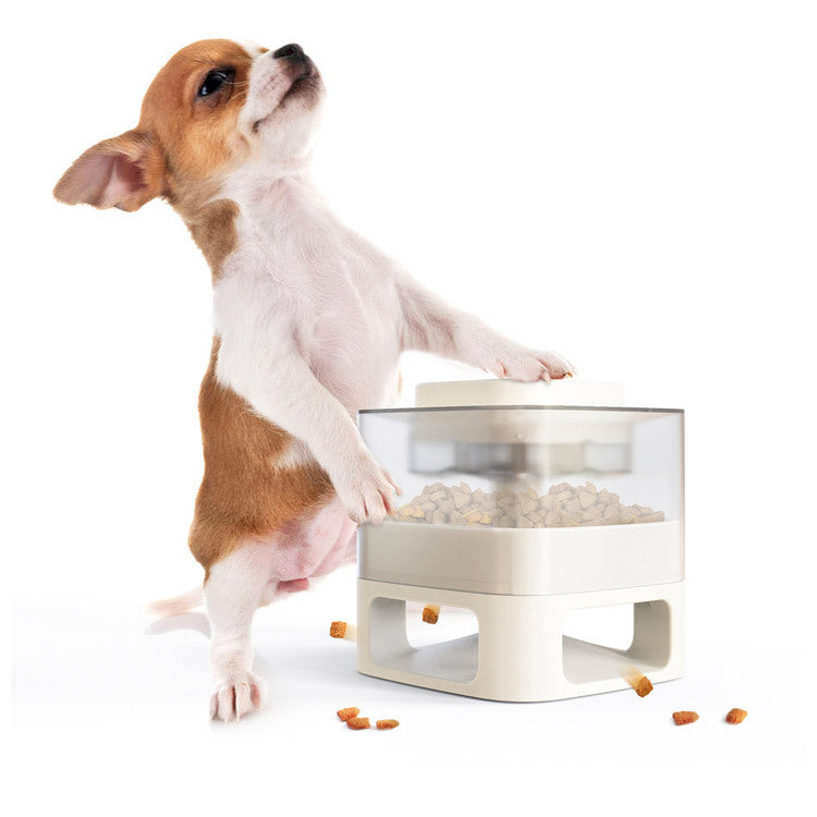 Dog Treat Catapult Toy – Interactive Food Dispenser for Dogs & Cats