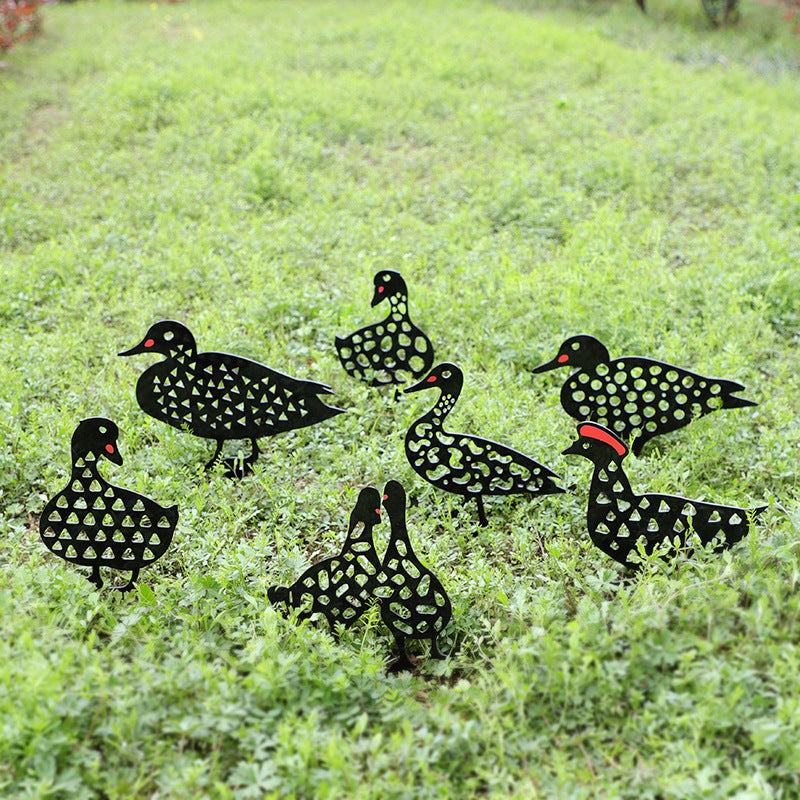 Metal Chicken Garden Stakes Decor – Outdoor Yard Art | Farmhouse Lawn Decoration