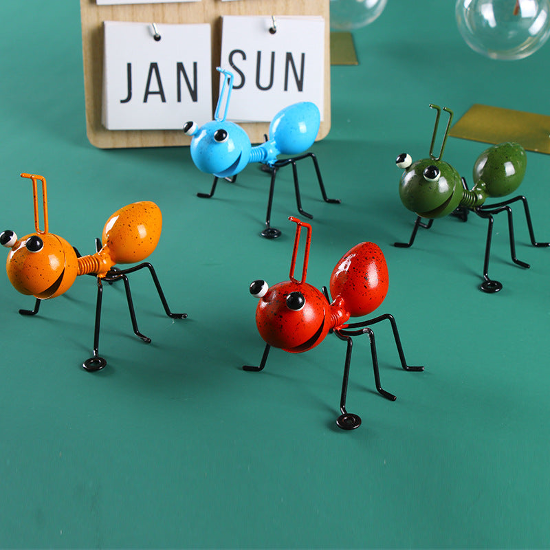 Metal Ant Garden Wall Decor – 3D Insect Sculpture for  Home Decoration