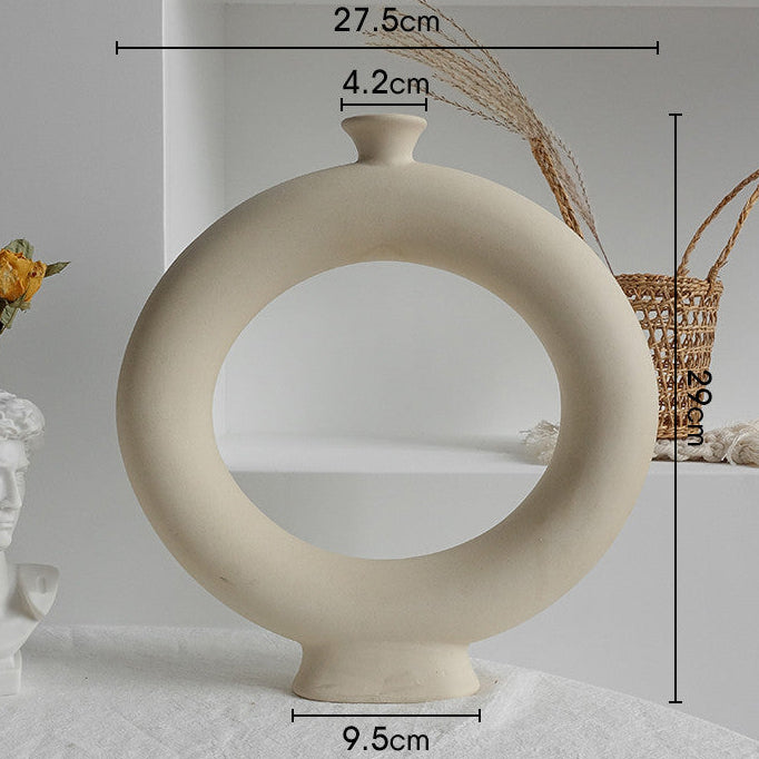 Decorative Ceramic Flower Vase – Living Room Display & Modern Home Accent