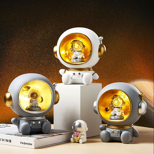 Nordic Astronaut Night Lamp Piggy Bank – Cute Resin Desk Decor for Living Room