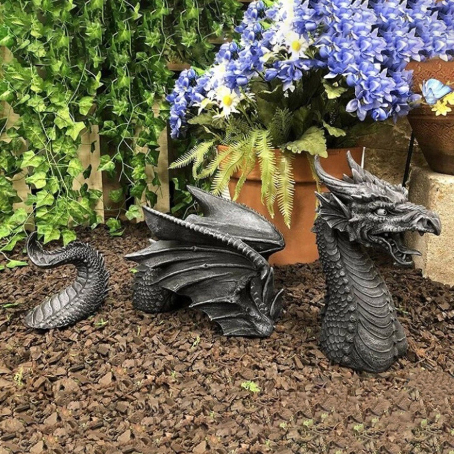 Gothic Dragon Lawn Sculpture – Large Garden Decor, Yard Statue & Ornament