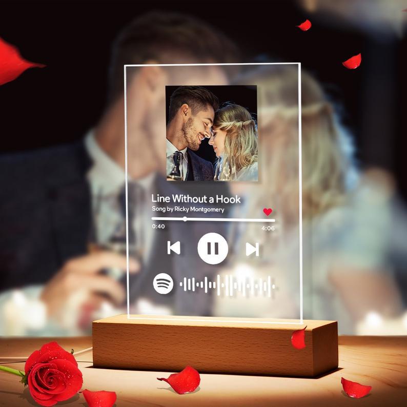 Custom Photo Music Night Light Frame – Personalized Album Cover LED Lamp Gift