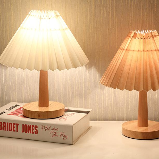 Cozy USB Pleated Lamp – Warm White & Yellow Dimmable LED Table Light