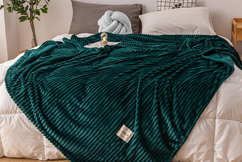 Cozy Milk Fleece Blanket – Breathable Soft Throw for Sofa, Office & Travel