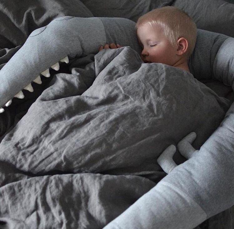 American Comfort Pillow – Adjustable Plush Support for Back & Side Sleepers