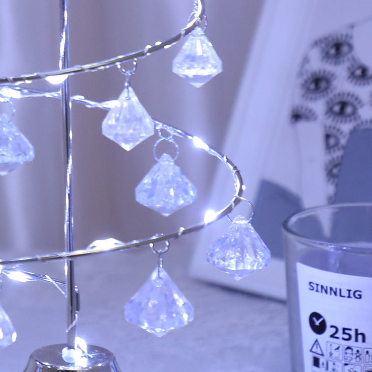 Acrylic Diamond Crystal LED Table Lamp – Rechargeable Bedroom Night Light