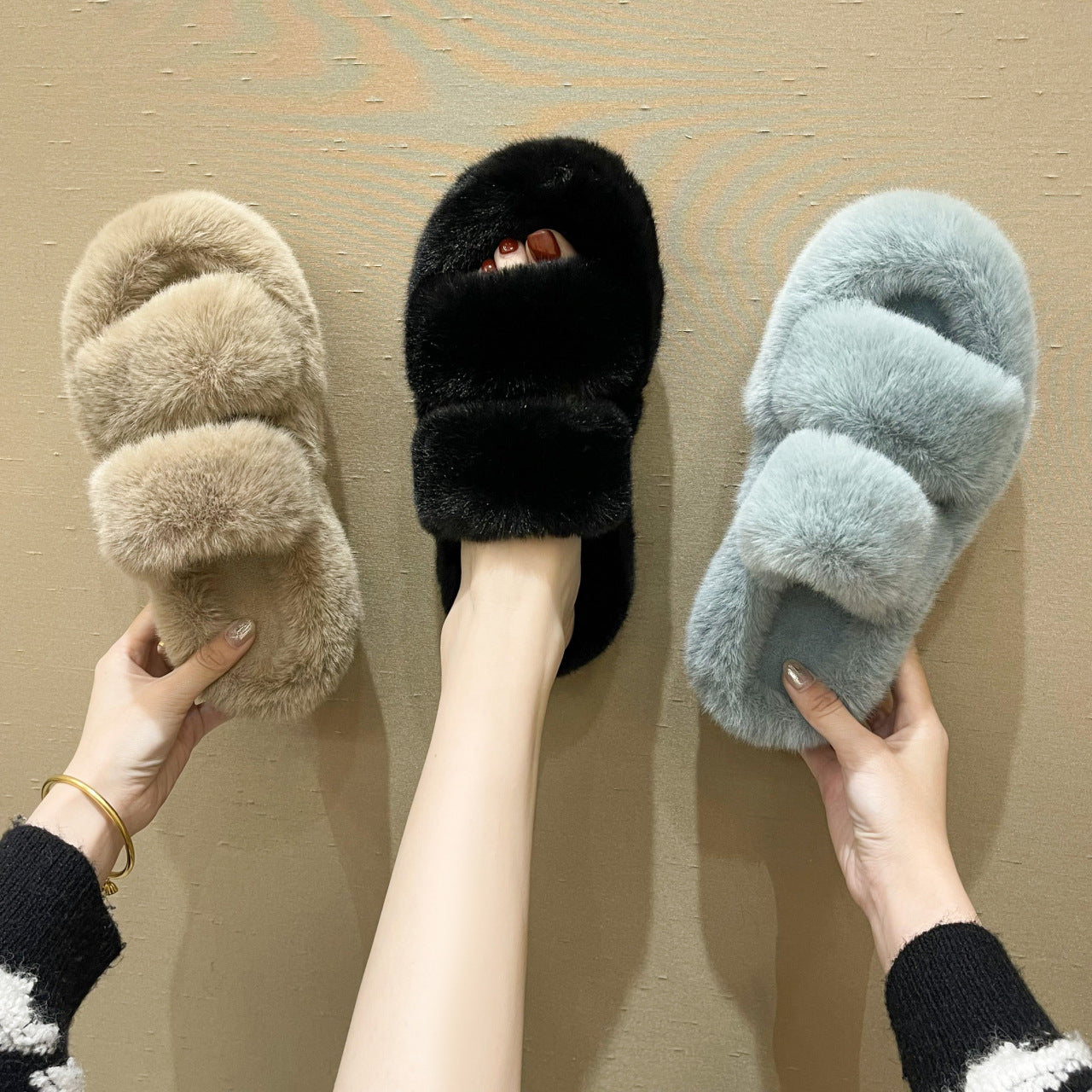 Fuzzy Indoor Slippers – Warm Fluffy House Shoes for Women