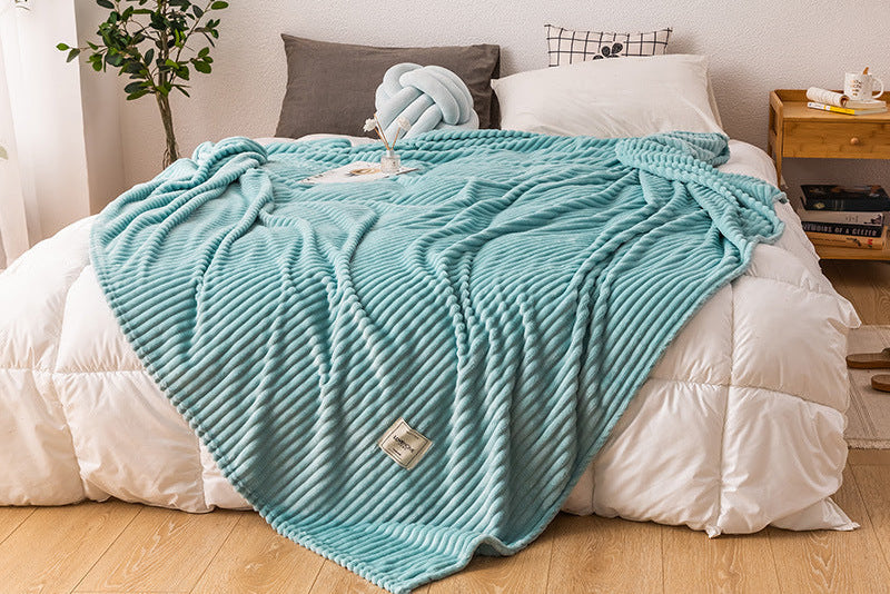 Cozy Milk Fleece Blanket – Breathable Soft Throw for Sofa, Office & Travel
