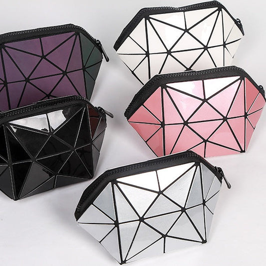 Fashion Geometric Cosmetic Bag for Women – Lightweight Travel Makeup Organizer Zipper Pouch