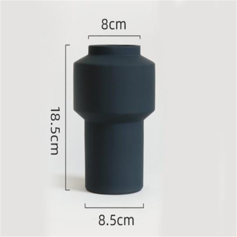 Nordic Modern Vase – Minimalist Decor for Living Room, Office & Bedroom