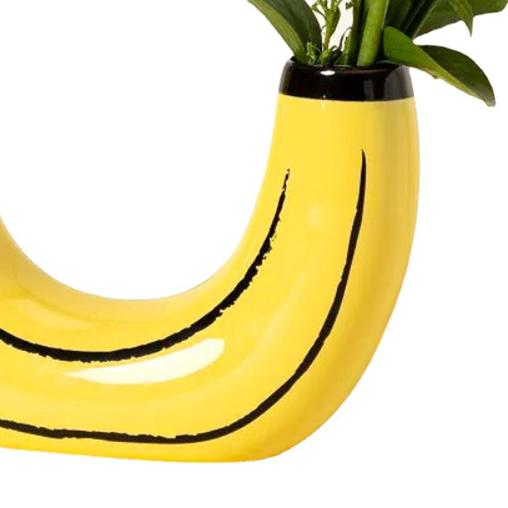 Modern Creative Banana Vase Flower Holder – Stylish Home Decor Centerpiece