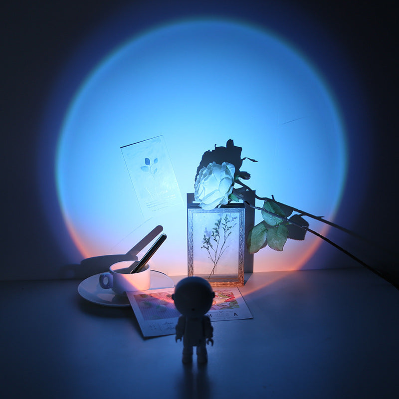Astronaut Sunset Projection Lamp – RGB Rainbow LED Atmosphere Night Light for Bedroom Decor